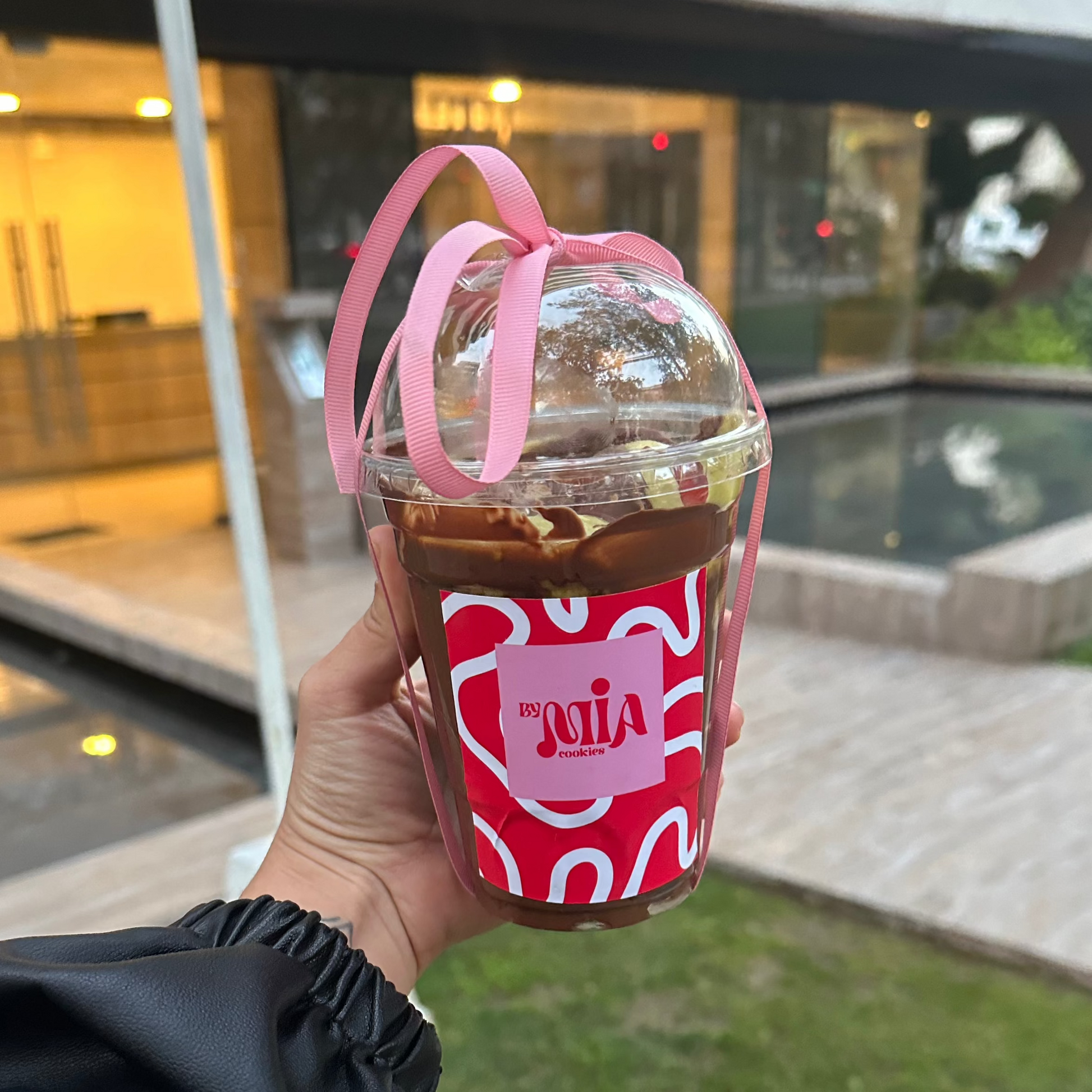 FRUTILLAS CON CREMA CON NUTELLA